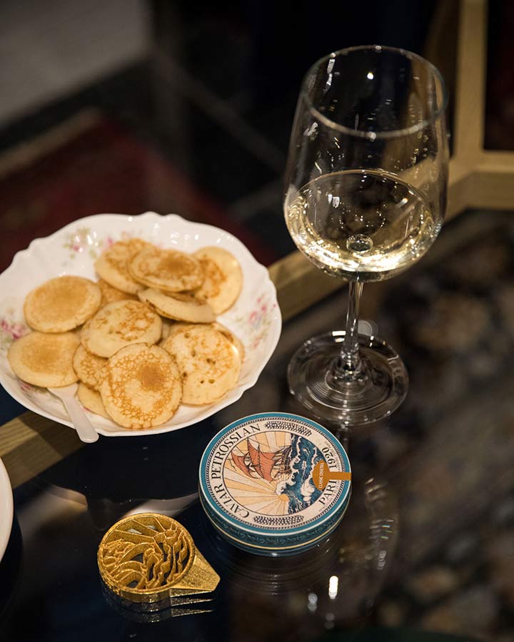 Petrossian and White Wine