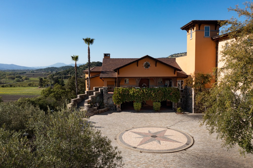 Silverado Vineyards Aerial Winery Entrance Photo HR Credit Rocco Ceselin